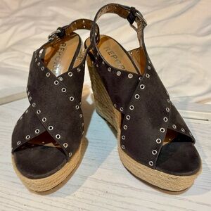 Like-new Report dark gray suede Wedge Sandals with Ankle Strap, silver accents